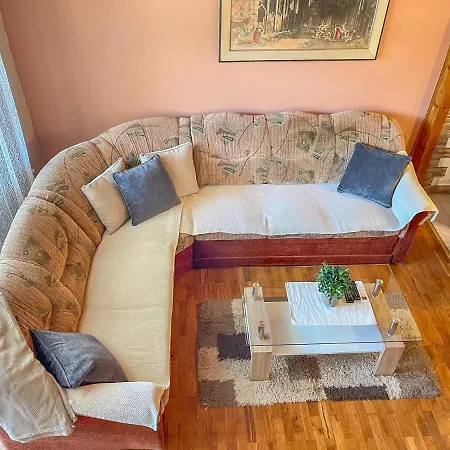 Bata - 1st Row To The Neretva River * Opuzen (Dubrovnik-Neretva)