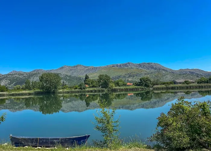 公寓 Bata - 1st Row To The Neretva River *