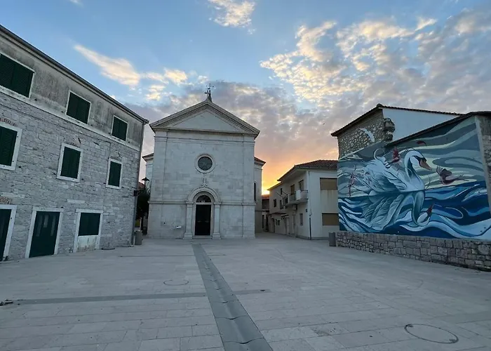 Bata - 1st Row To The Neretva River 公寓