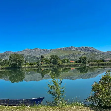 Apartment Bata - 1st Row To The Neretva River *