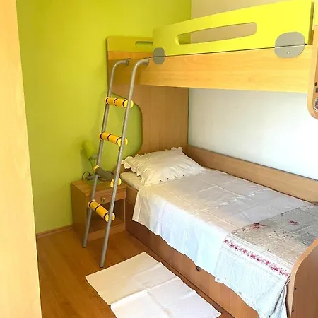 Bata - 1st Row To The Neretva River * Opuzen (Dubrovnik-Neretva)