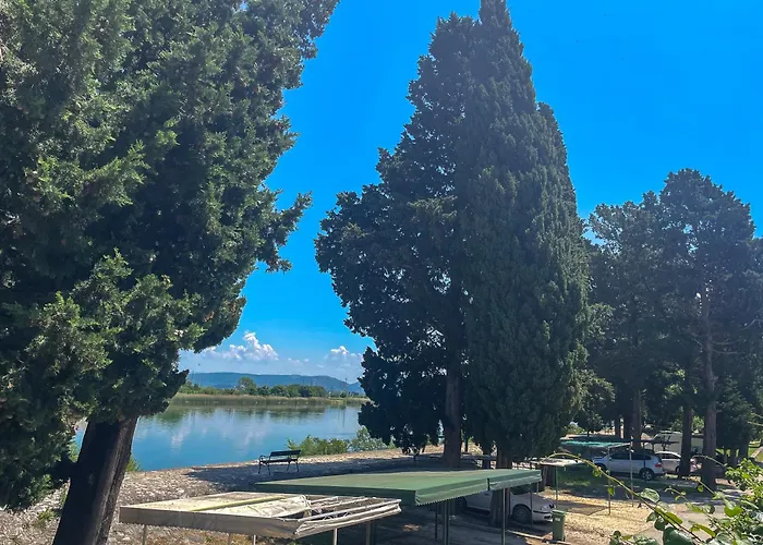 Apartamento Bata - 1st Row To The Neretva River *